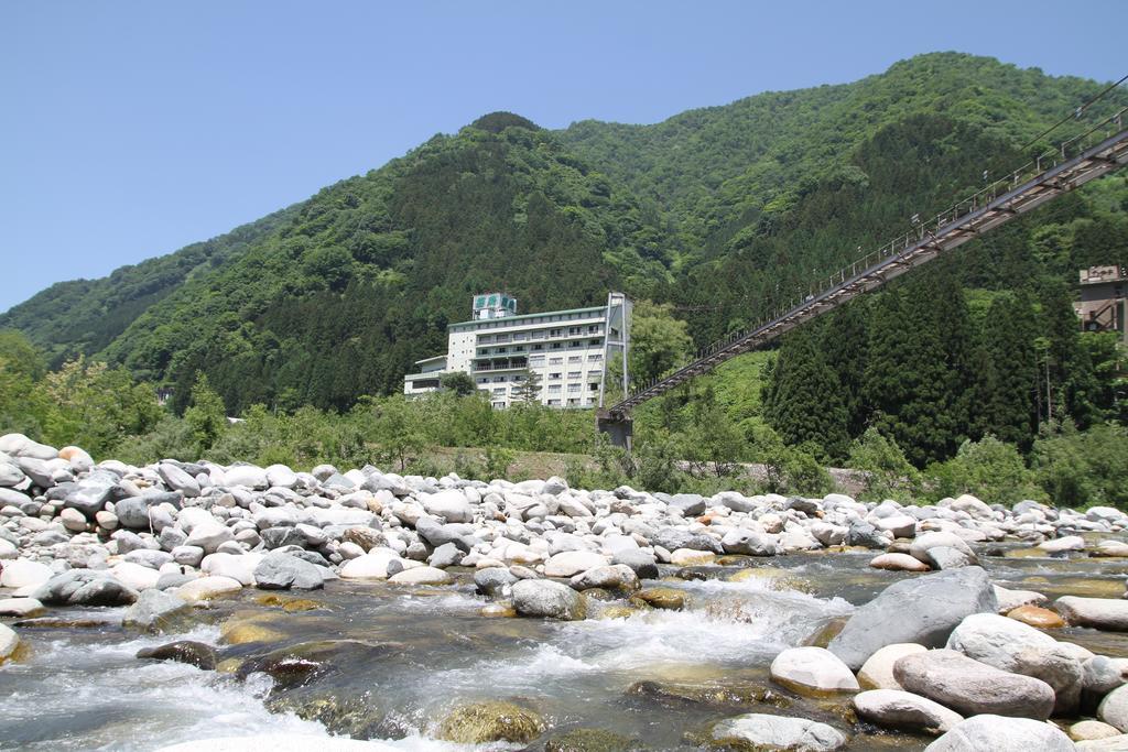 Hôtel Osake No Oyado Kisen à Kurobe Extérieur photo